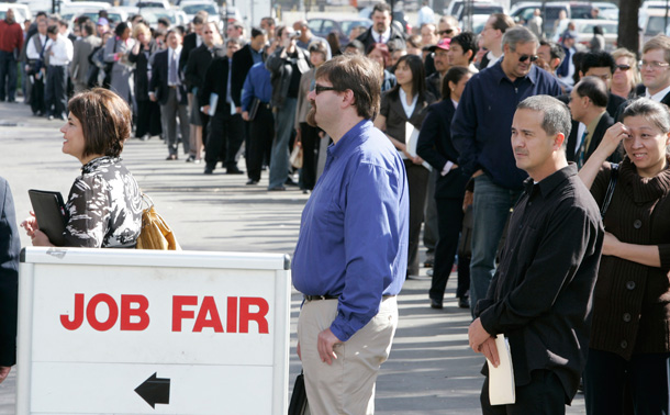 Job seekers wait in line at a job fair in San Mateo, California. (AP/Paul Sakuma)