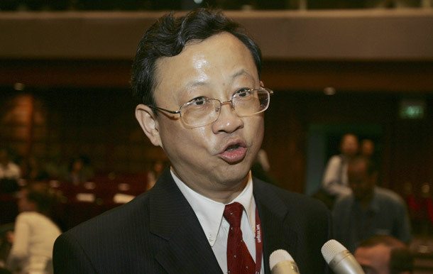 Senior advisors to the Chinese leadership, such as Chinese government climate change negotiator Su Wei, above, are openly suggesting that China  consider “carbon intensity” targets. (AP/Sakchai Lalit)