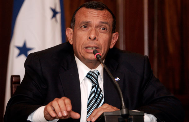 President-elect Porfirio Lobo speaks during a news conference in San Jose, Tuesday, December 8, 2009. (AP/Kent Gilbert)