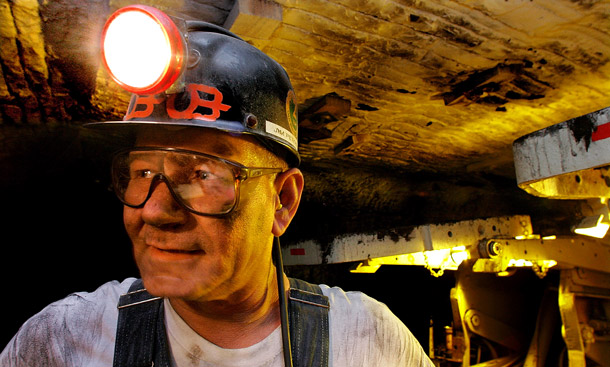Widespread use of antiquated technology to test particles in coal mines is a deadly example of the government’s reliance on obsolete data-gathering methods. (AP/Seth Perlman)