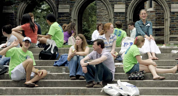 The information dissemination strategies employed by policymakers rely upon students and parents’ desire to access information and take it into account in their college choices, but they do not help build the skills to understand how the information can be relevant to their decisions. (AP/Gerry Broome)