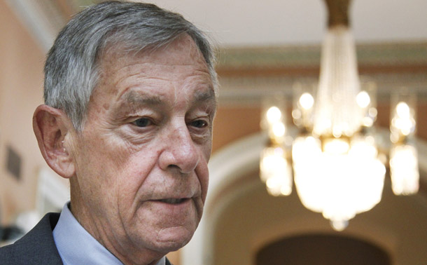The House today passed a government performance bill that will now head to President Obama's desk to be signed into law. The bill was supported by Democrats and Republicans, including Sen. George Voinovich (R-OH), above. (AP/Manuel Balce Ceneta)