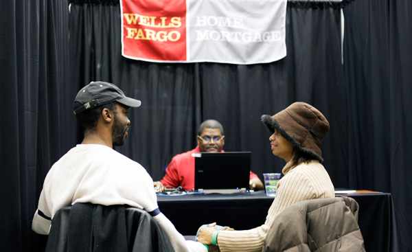 Automatic foreclosure mediation programs could help hundreds of thousands of homeowners who face eviction from their homes. This, in turn, would help communities across our nation cope with a continuing foreclosure crisis. (AP/Rob Carr)