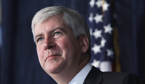 Michigan Gov. Rick Snyder (R), above, can keep clean energy industries humming in the state with the right policies. (AP/Carlos Osorio)