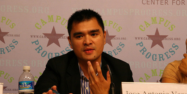 Jose Antonio Vargas speaks about his work at <i>The Washington Post</i> at a Campus Progress event in 2008. Vargas recently admitted he is an illegal immigrant. (Campus Progress)
