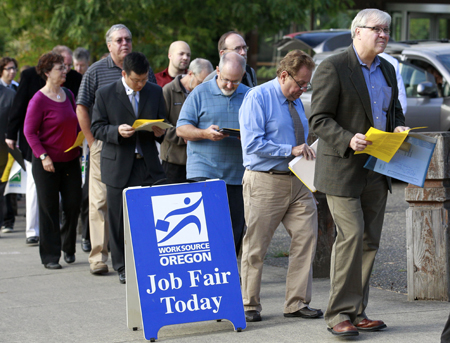 People wait in line at the 2011 Maximum Connections Job and Career Fair, Thursday, September 15, 2011, in Portland, Oregon. (AP/Rick Bowmer)