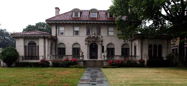 A mansion is shown in Detroit. The effective federal tax rate of the richest 1 percent of Americans has plummeted even while their incomes have skyrocketed. (AP/Paul Sancya)