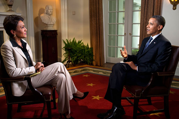 En el 9 de mayo en una entrevista con Robin Roberts, de Good Morning  America (ABC), el presidente Barack Obama declaró su apoyo inequívoco a  matrimonios del mismo sexo. (AP/ The White House, Pete Souza)