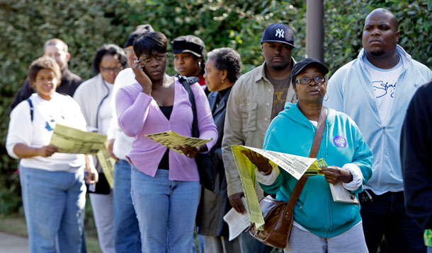Voters in Charlotte, North Carolina in line at an early voting site during the 2008 presidential election. (AP/ Chuck Burton)