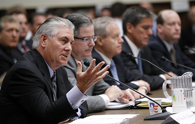 Oil company executives, from left, ExxonMobil Chairman and CEO Rex Tillerson, Chevron Chairman and CEO John Watson, ConocoPhillips CEO James Mulva, Shell Oil President Marvin Odum, and BP America chairman and president Lamar McKay testify on Capitol Hill in Washington. (AP/Haraz N. Ghanbari)