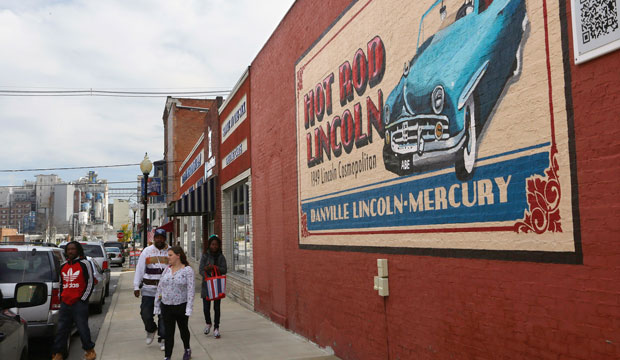 This October 23, 2014, photo shows downtown Danville, Illinois, where many young people have moved away as manufacturers that provided thousands of well-paying, middle-class jobs have closed. (AP/Seth Perlman)