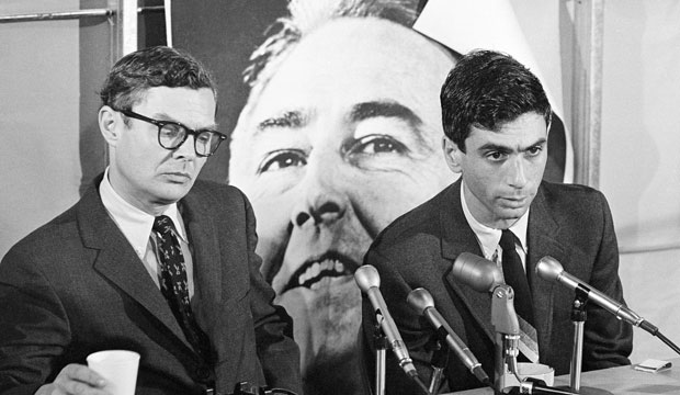 Curtis Gans, right, speaks during a press conference on May 20, 1968, as the national political operations director for Sen. Eugene McCarthy's (D-MN) presidential campaign. (AP/Ernest K. Bennett)