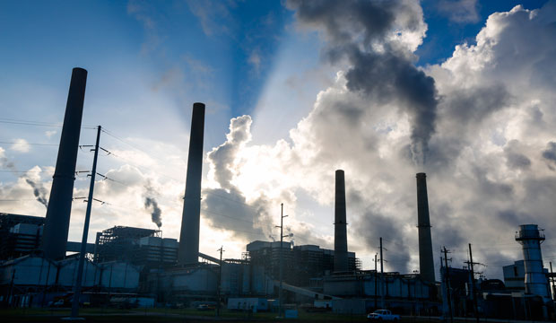 The W. A. Parish power plant in rural Fort Bend County, Texas, on September 5, 2014. (AP/Eric Kayne)