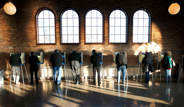 Wisconsin voters cast their ballots in the state's primary on April 5, 2016, in Milwaukee. (AP/Charles Rex Arbogast)