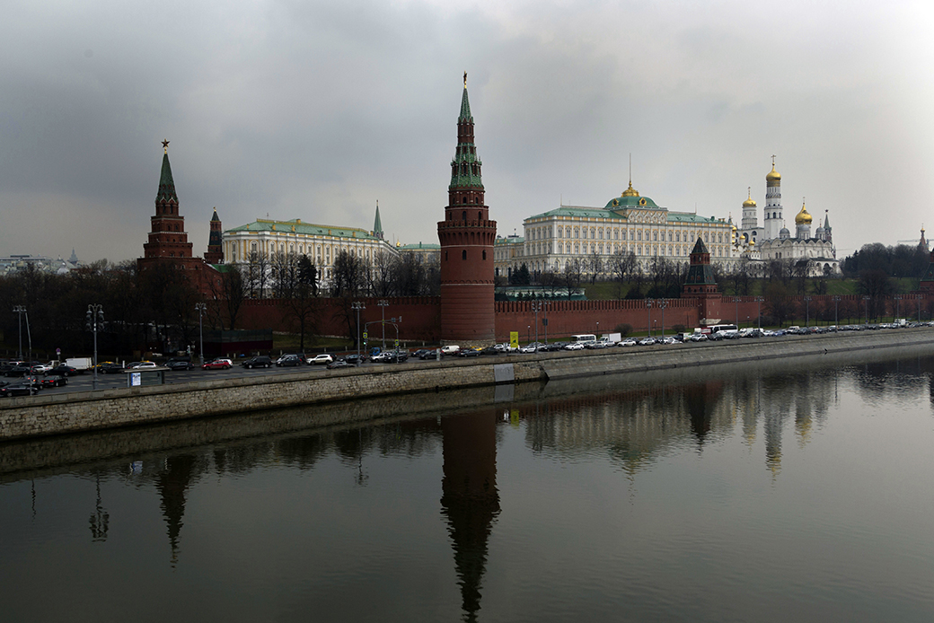The Kremlin is seen behind the Moskva River in Moscow, April 7, 2017. (AP/Ivan Sekretarev)