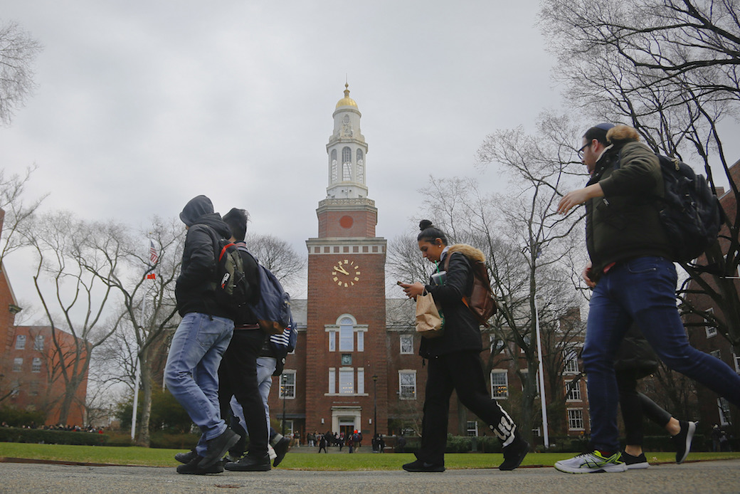 College students walk between classes on their campus in New York, February 2017. (AP/Bebeto Matthews)