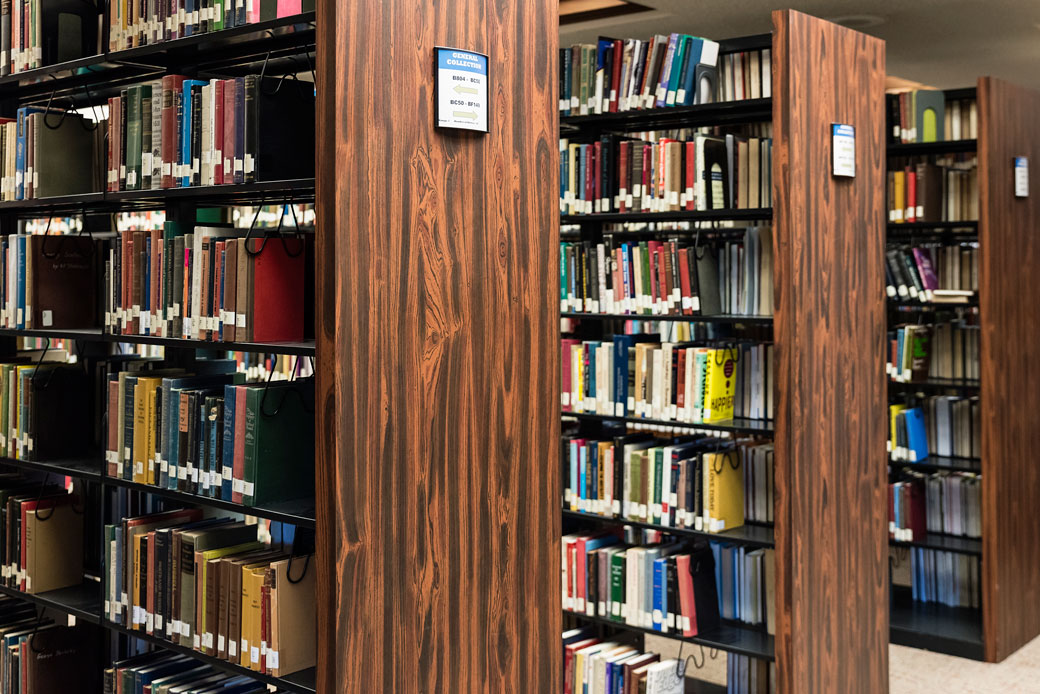 Rows of library books. (Getty/John Greim/LightRocket)