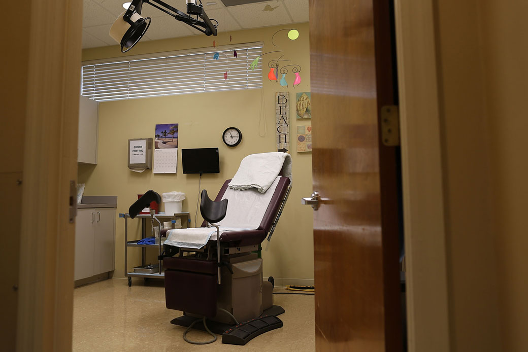 An examination room is seen at a women's reproductive health center in South Florida, May 2015. (Getty/Joe Raedle)
