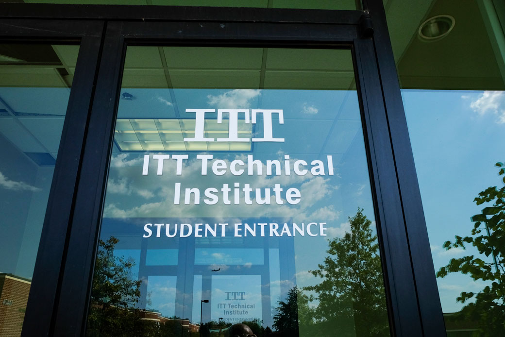 The Chantilly, Virginia, campus of ITT Technical Institute sits closed and empty on September 6, 2016. (Getty/The Washington Post/Jahi Chikwendiu)