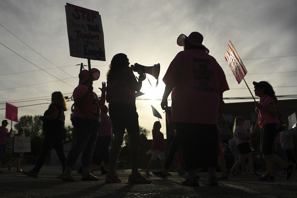 Teachers and supporters strike outside their high school in Pueblo, Colorado, May 2018. (Getty/RJ Sangosti/The Denver Post)