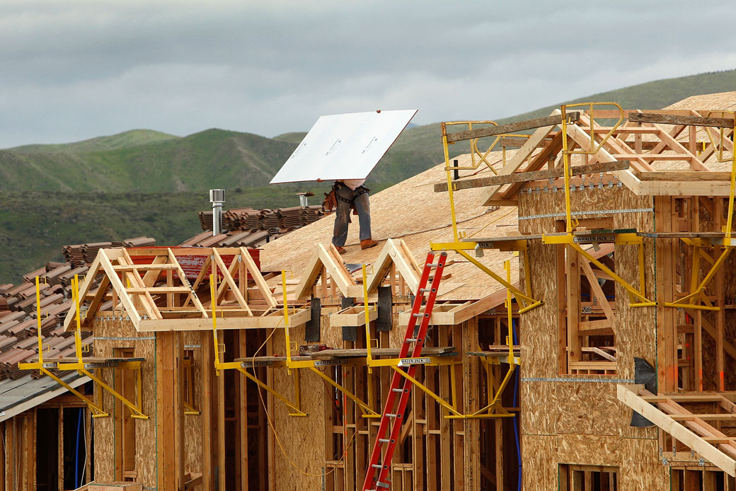  (New homes are constructed on February 24, 2010, in Santa Clarita, California.)