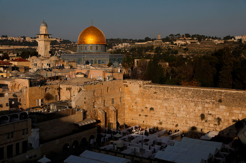 Jerusalem's Western Wall, the Dome of the Rock, and Al-Aqsa mosques, December 2020. (Getty/Ahmad Gharabli)