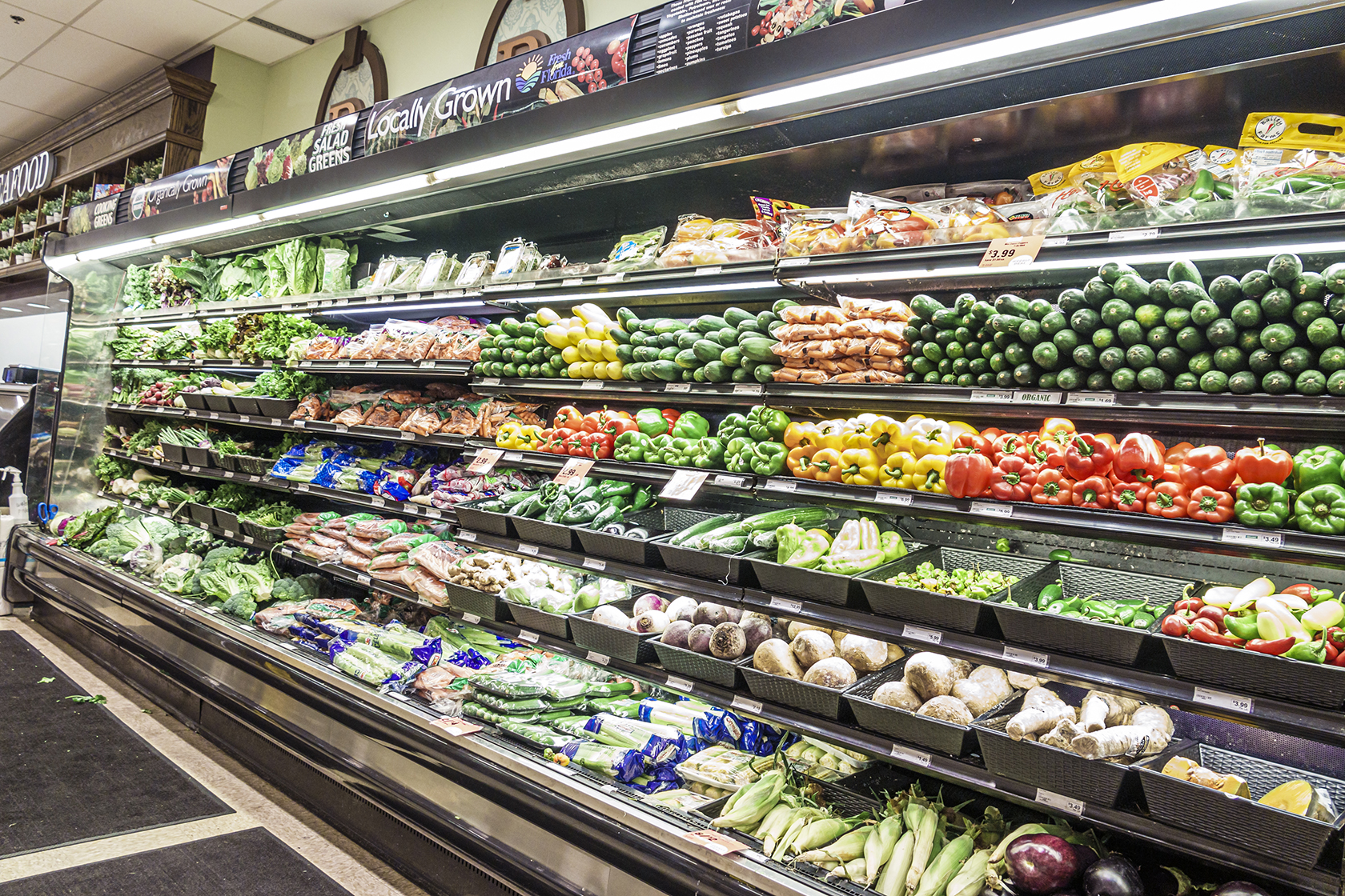 Produce aisle of a grocery store with no people pictured