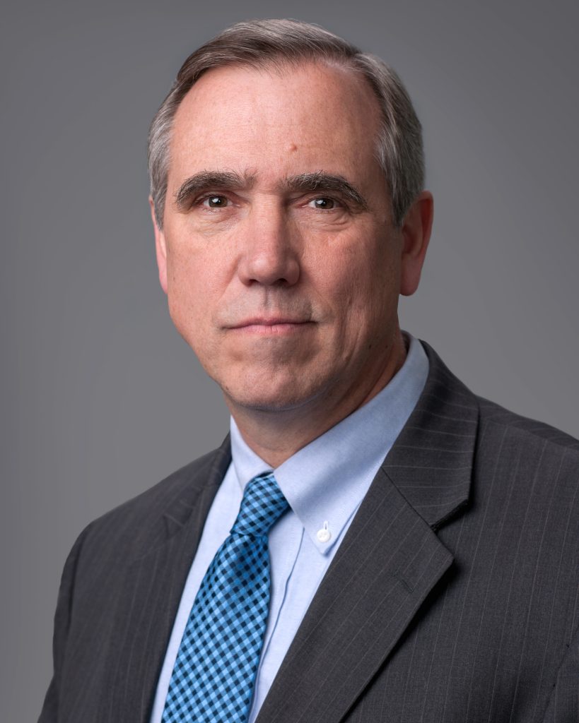 Portrait of Sen. Jeff Merkley