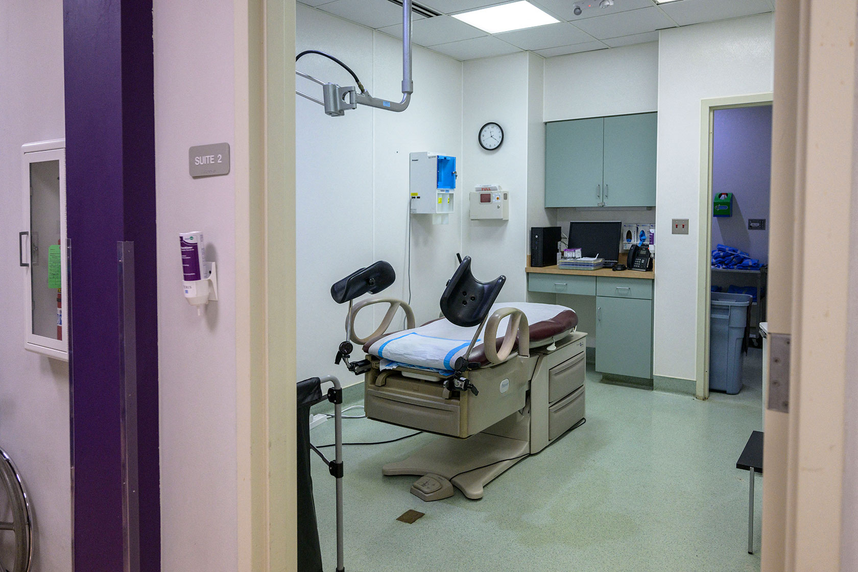 An exam room in a women's clinic